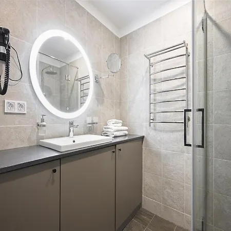 Hotel Welcome To